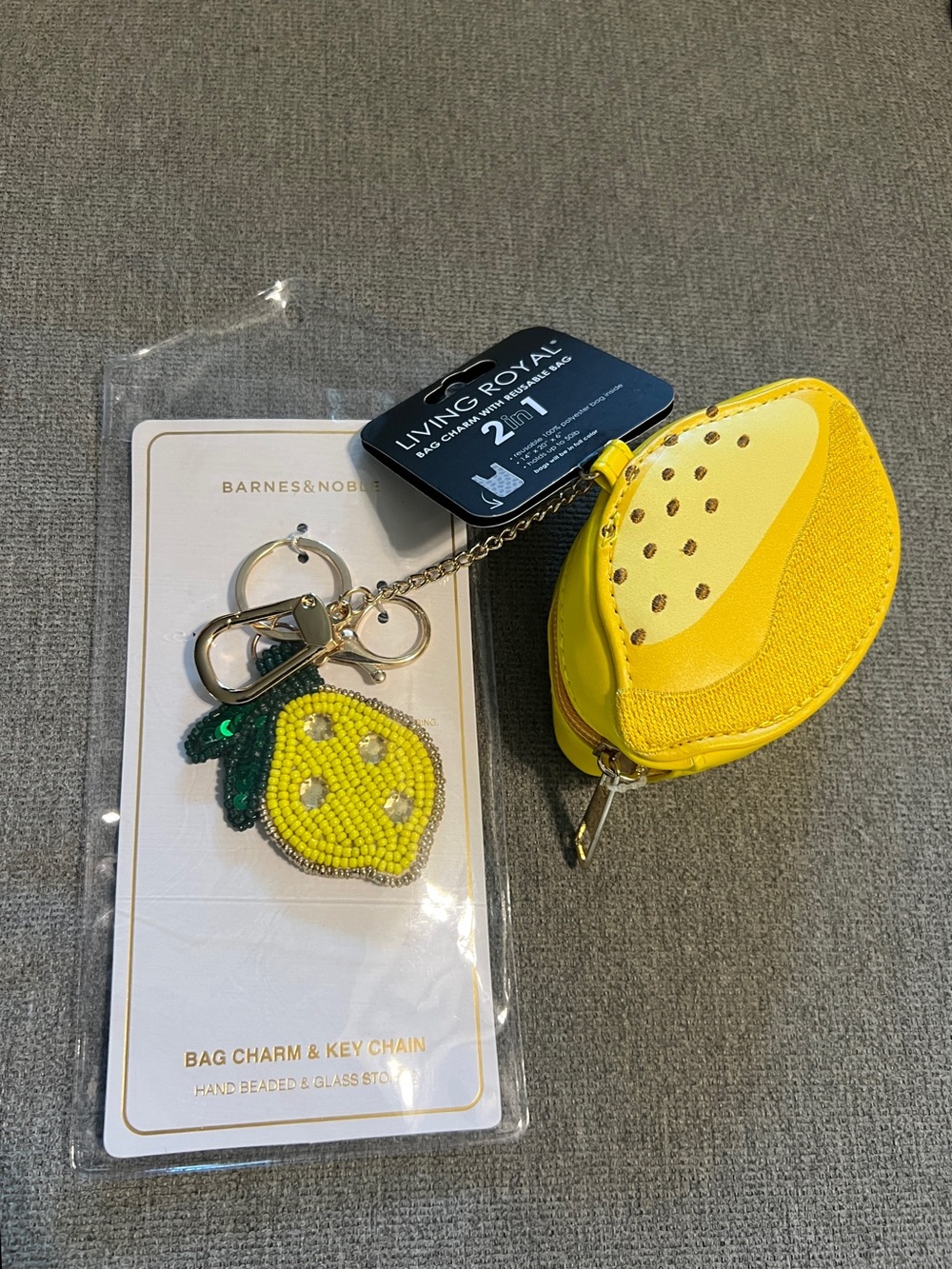 LEMON 2 IN 1 BAG CHARM + SHOPPER BAG with Additional Charm